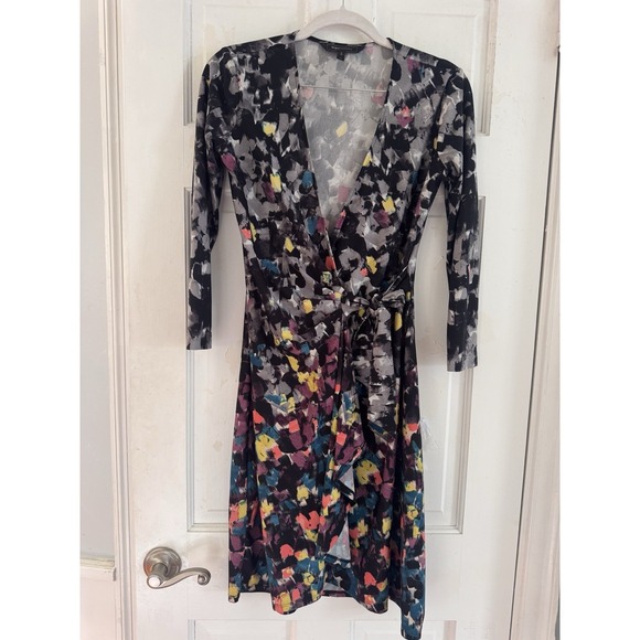 BCBGMaxAzria Dresses & Skirts - BCBGMAXAZRIA‎ Wrap Dress XS Abstract Print Faux Wrap Artsy Colorful